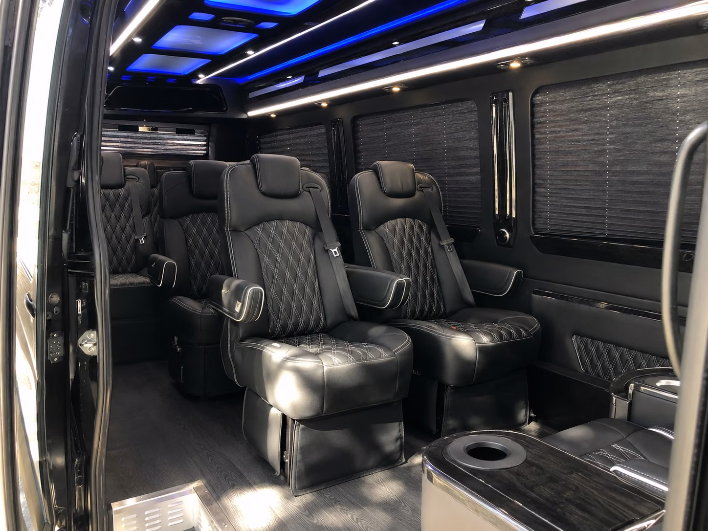 arrange transportation for your next private event 3