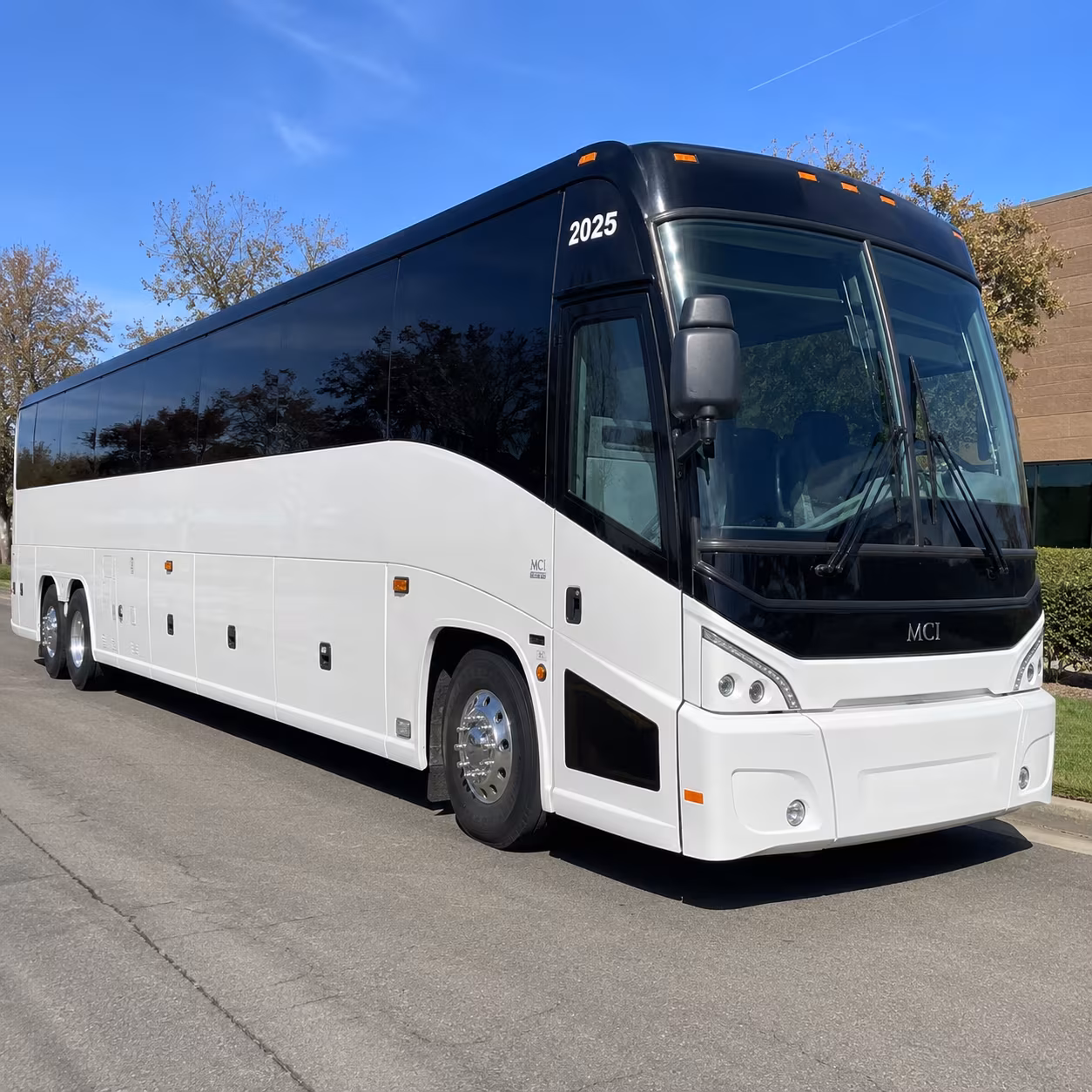 charter buses for natural history and science museum field trips near south jordan
