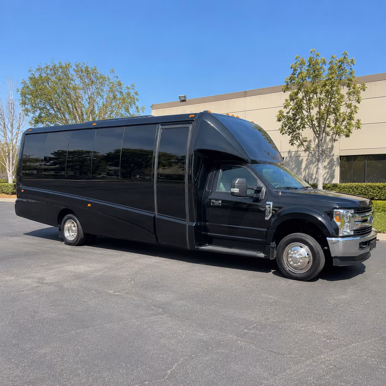 corporate airport transfer buses to salt lake city international airport slc