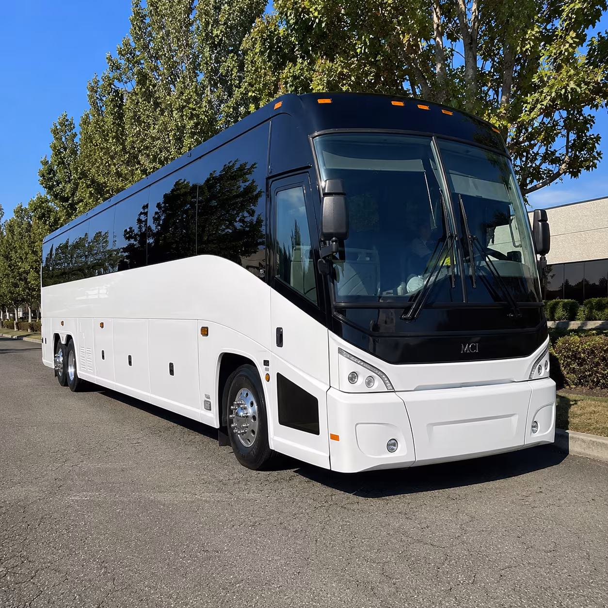 south jordan 50 passenger charter bus
