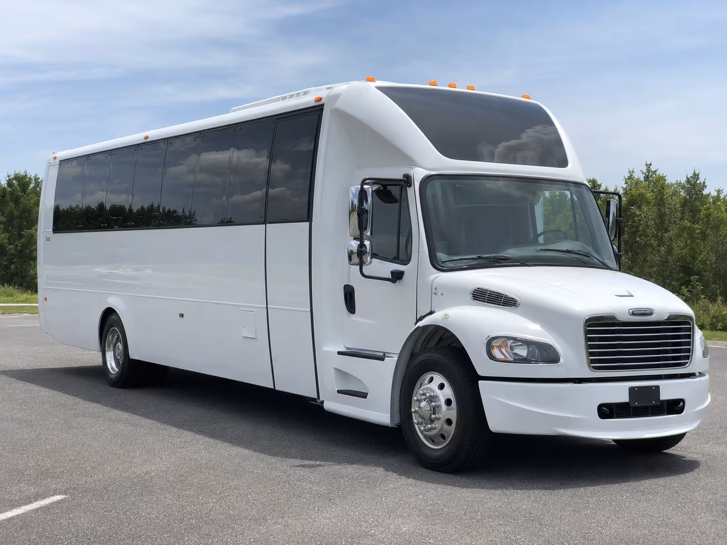 why rent using southjordanminibuscompany com